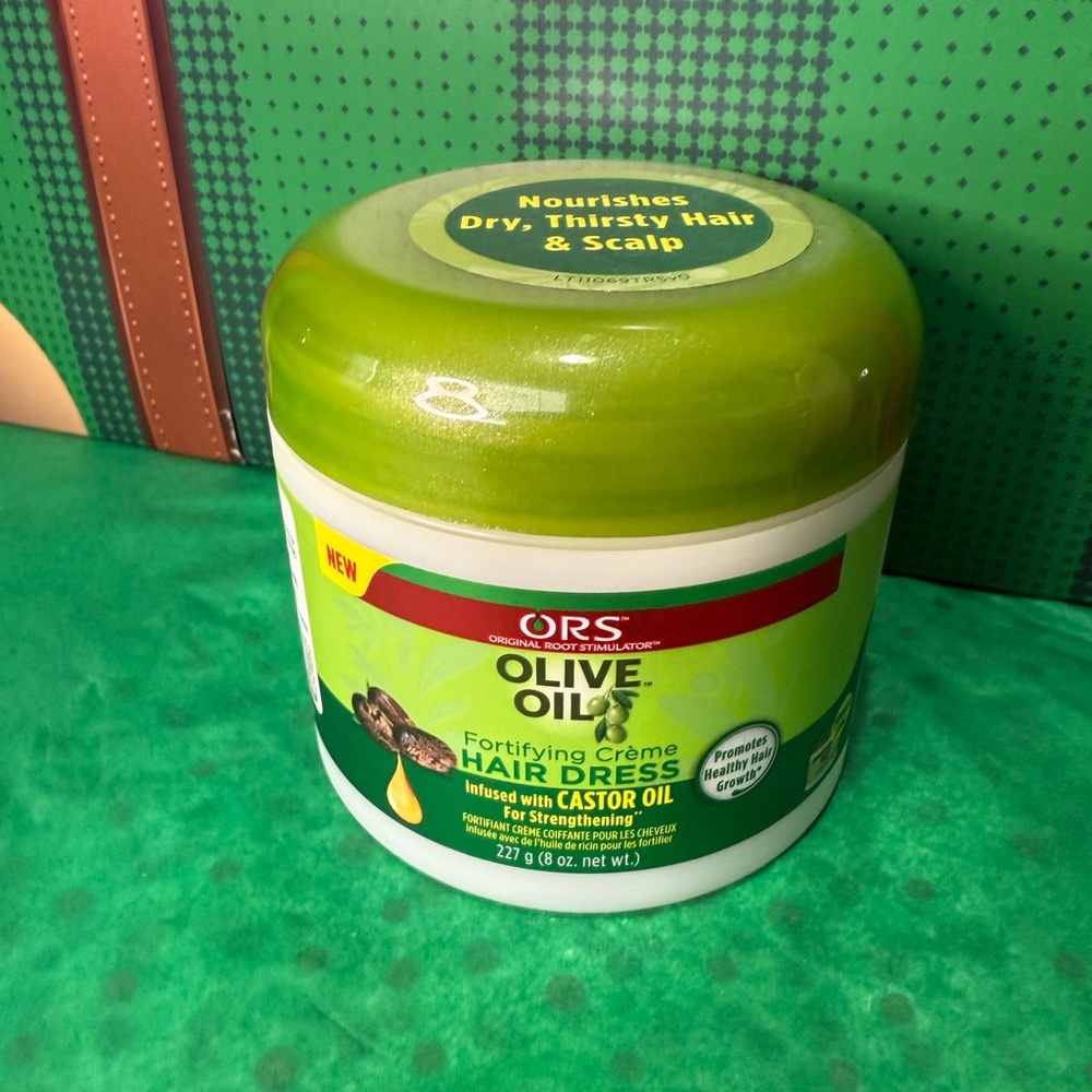 Olive Oil Hair Dress - Green